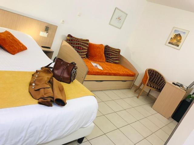 Hotel Au Beaujolais Saint Jean Belleville-sur-Saône Zewnętrze zdjęcie
